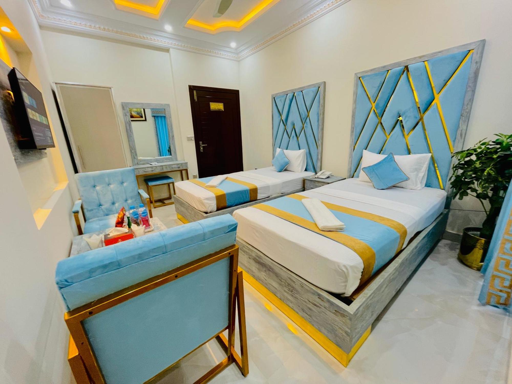 Hotel Crown لاهور المظهر الخارجي الصورة